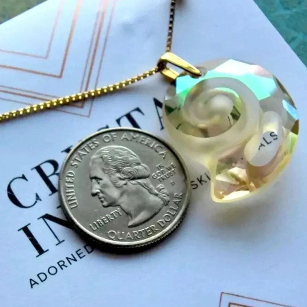 Alex and Ani Crystal Infusion Pull Chain Nautilus Kelp Green Pendant Necklace